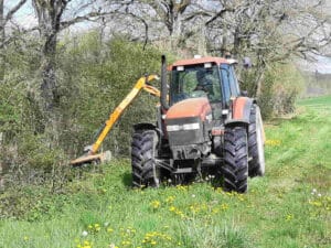 Entretien des haies et des bordures de champs
Travaux agricoles